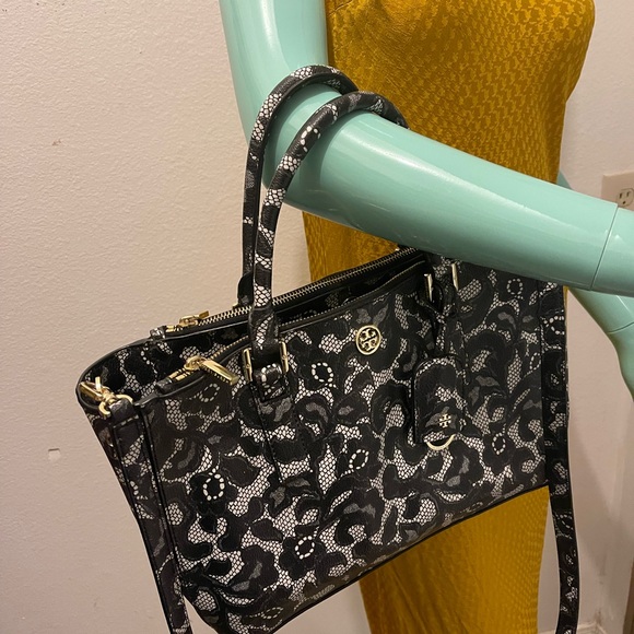 Tory Burch Robinson lace - Picture 4 of 7